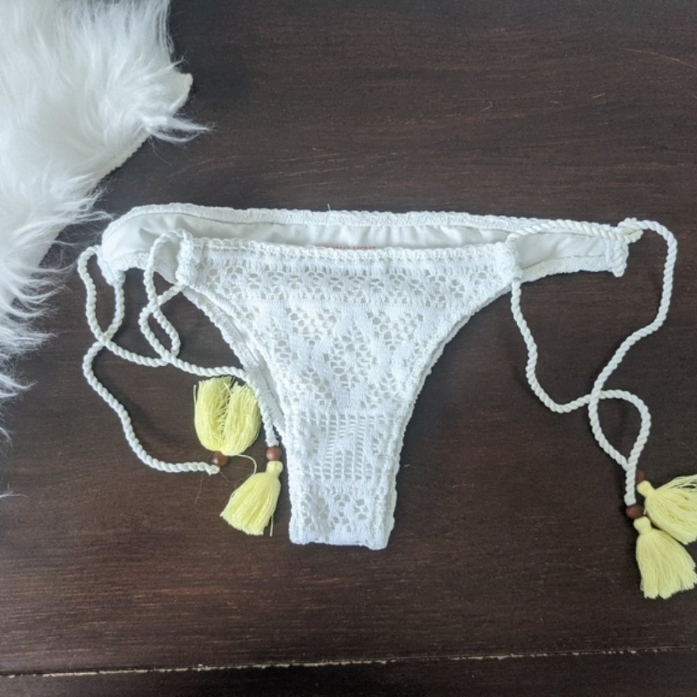 Victoria Secret Sz S White Crochet Tassel Bottoms